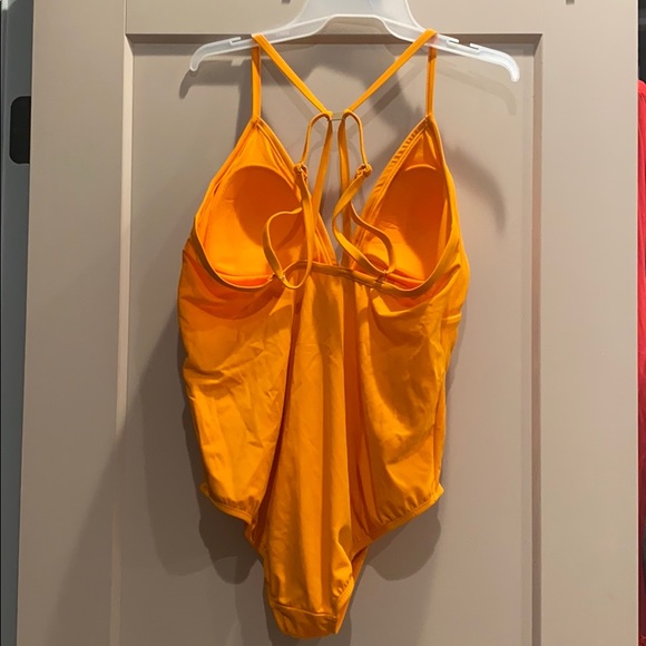 Swimsuit - Picture 3 of 3